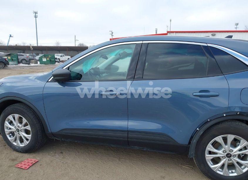 Photo 14 of 2024 Ford Escape ACTIVE (VIN 1FMCU0GN8RUB10220)