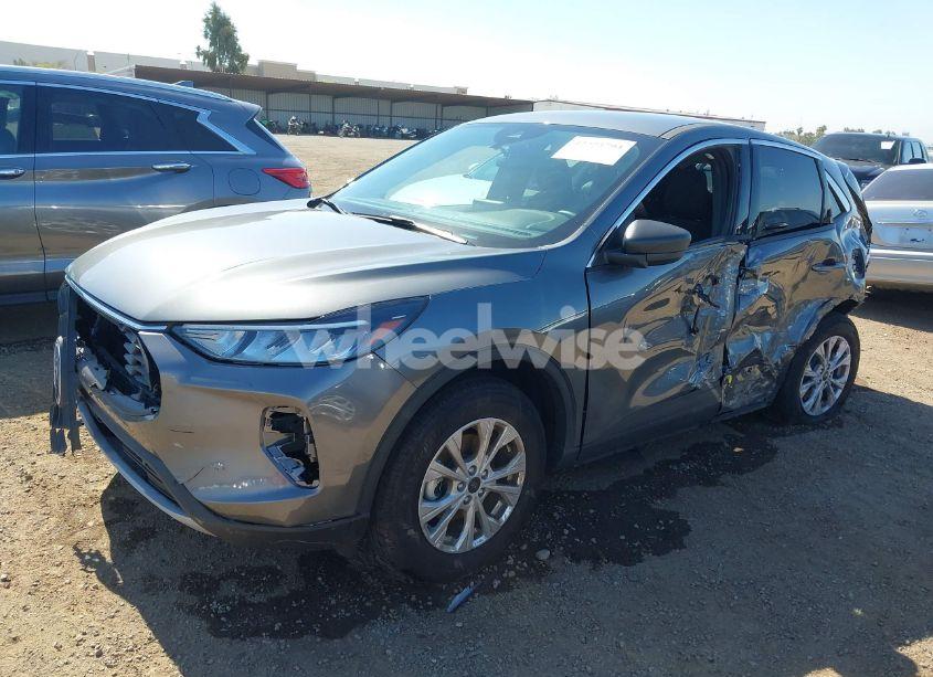 Photo 2 of 2024 Ford Escape ACTIVE (VIN 1FMCU0GN9RUA55700)