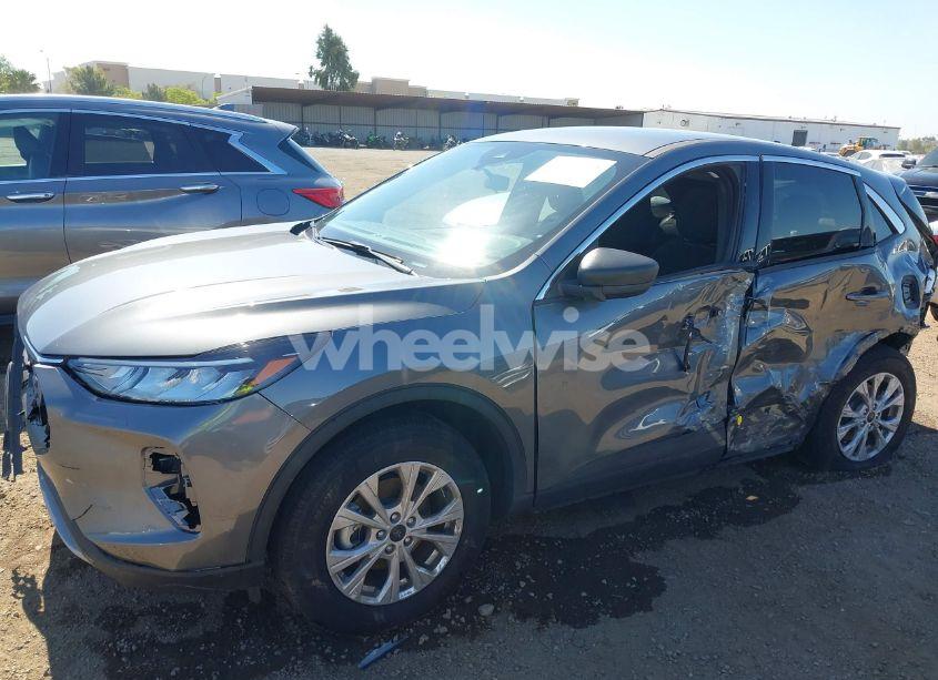 Photo 6 of 2024 Ford Escape ACTIVE (VIN 1FMCU0GN9RUA55700)