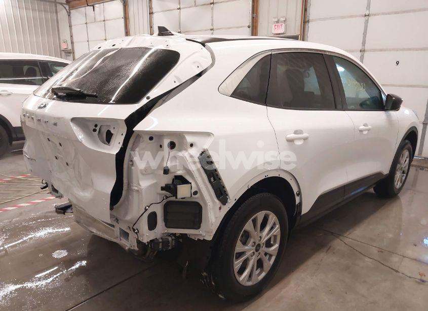 Photo 4 of 2024 Ford Escape ACTIVE (VIN 1FMCU0GN9RUA89703)