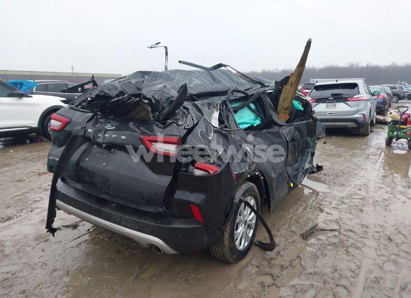 Photo 4 of 2023 Ford Escape ACTIVE (VIN 1FMCU0GNXPUA36652)