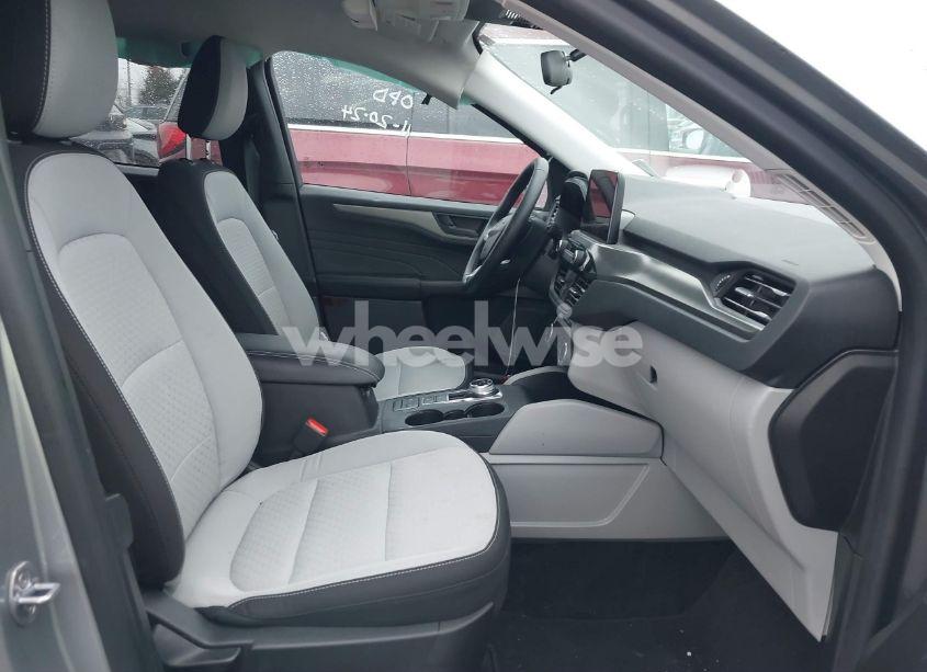 Photo 5 of 2024 Ford Escape ACTIVE (VIN 1FMCU0GNXRUB10154)