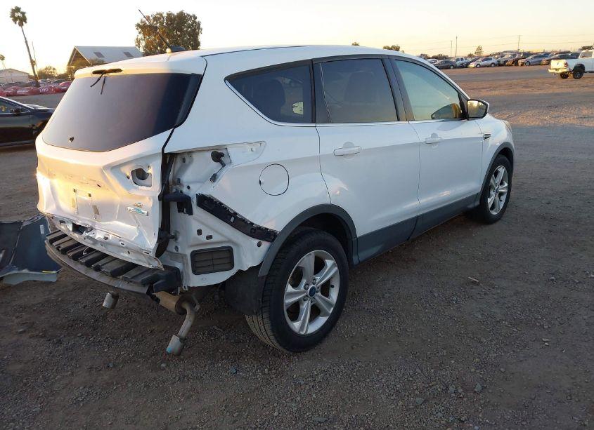 Photo 4 of 2013 Ford Escape SE (VIN 1FMCU0GX0DUA80673)