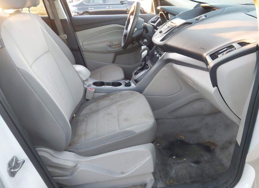 Photo 5 of 2013 Ford Escape SE (VIN 1FMCU0GX0DUA80673)