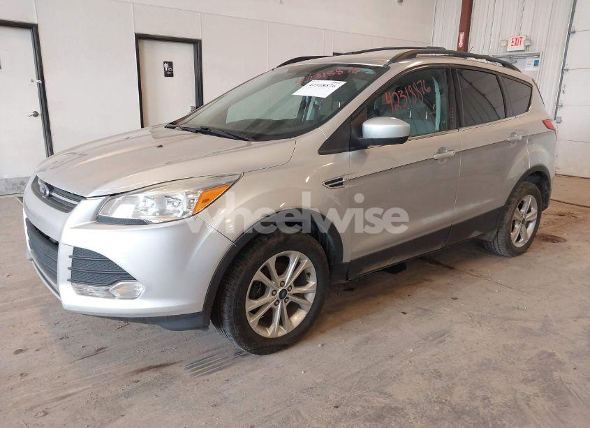 Photo 2 of 2013 Ford Escape SE (VIN 1FMCU0GX0DUB94379)