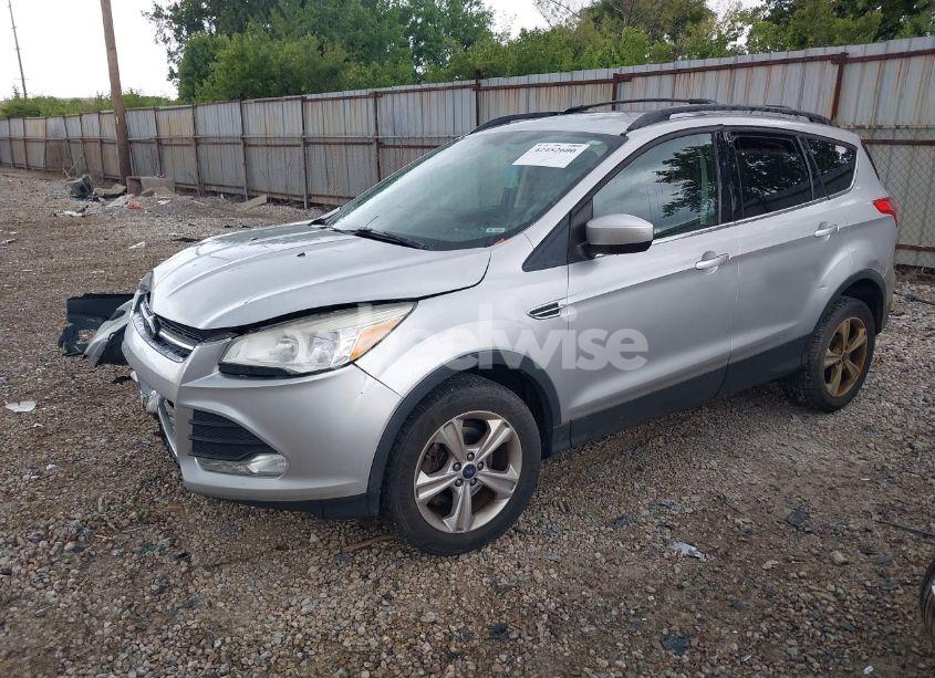 Photo 2 of 2013 Ford Escape SE (VIN 1FMCU0GX0DUD66278)