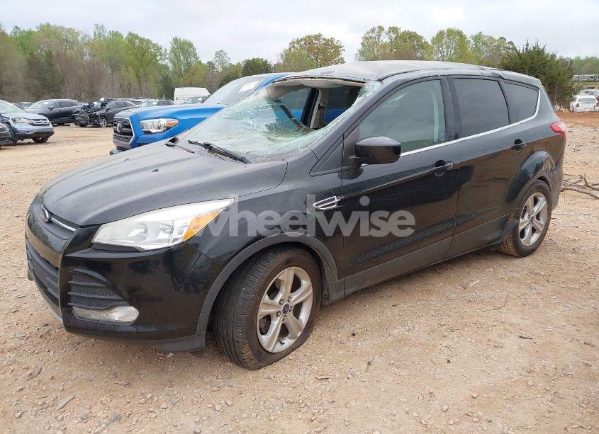 Photo 2 of 2014 Ford Escape SE (VIN 1FMCU0GX0EUA19275)