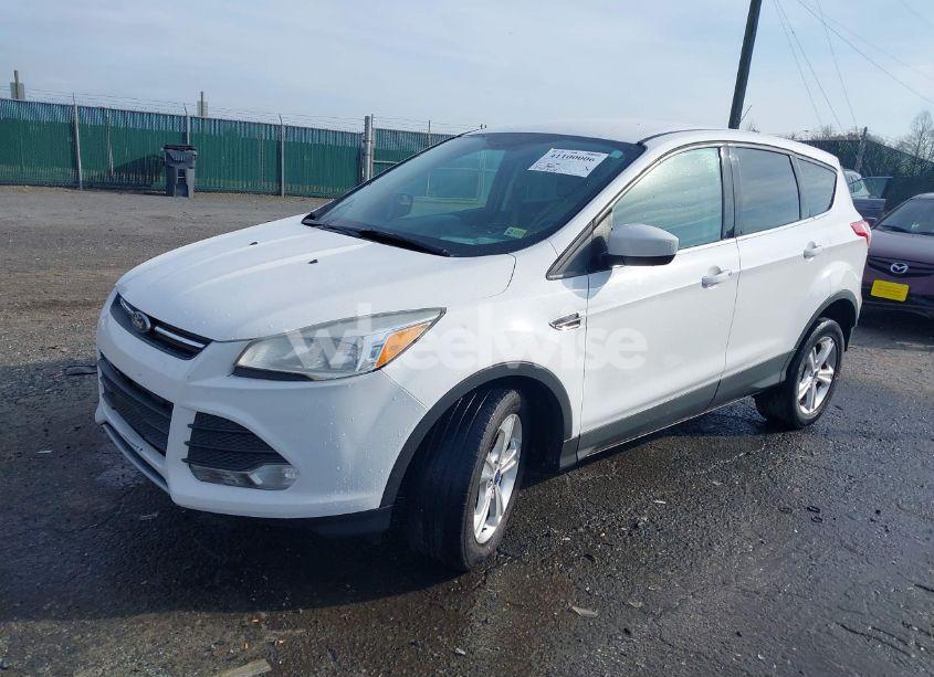 Photo 2 of 2014 Ford Escape SE (VIN 1FMCU0GX0EUA43432)