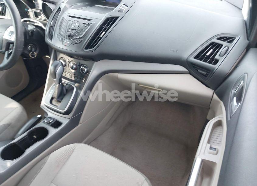 Photo 5 of 2014 Ford Escape SE (VIN 1FMCU0GX0EUA43432)