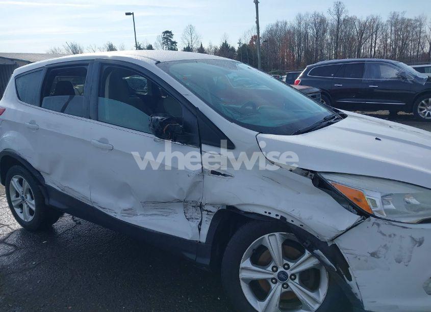 Photo 6 of 2014 Ford Escape SE (VIN 1FMCU0GX0EUA43432)