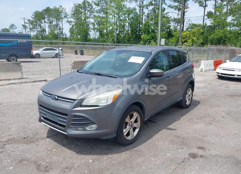 Photo 2 of 2014 Ford Escape SE (VIN 1FMCU0GX0EUA47187)