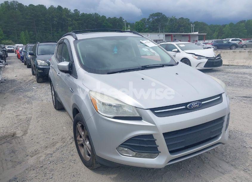 2014 Ford Escape SE (VIN 1FMCU0GX0EUB38394) main photo