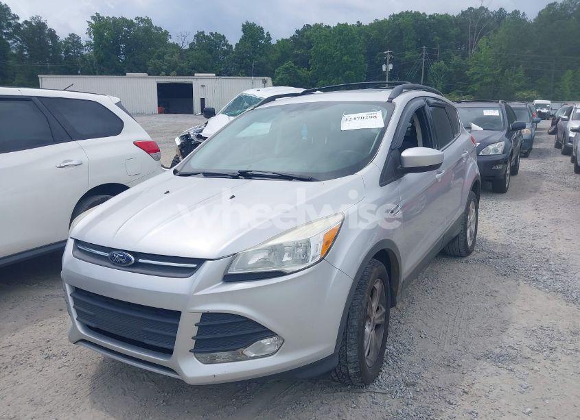 Photo 2 of 2014 Ford Escape SE (VIN 1FMCU0GX0EUB38394)