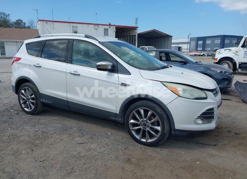 2014 Ford Escape SE (VIN 1FMCU0GX0EUB93329) main photo