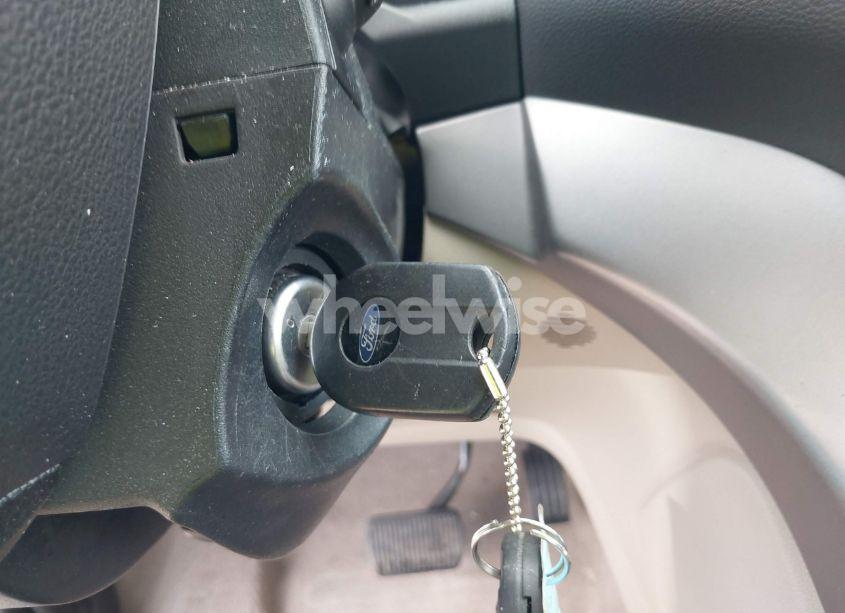 Photo 11 of 2014 Ford Escape SE (VIN 1FMCU0GX0EUB93329)