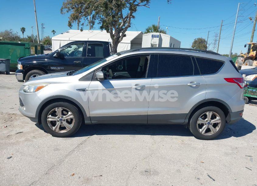 Photo 14 of 2015 Ford Escape SE (VIN 1FMCU0GX0FUA15650)
