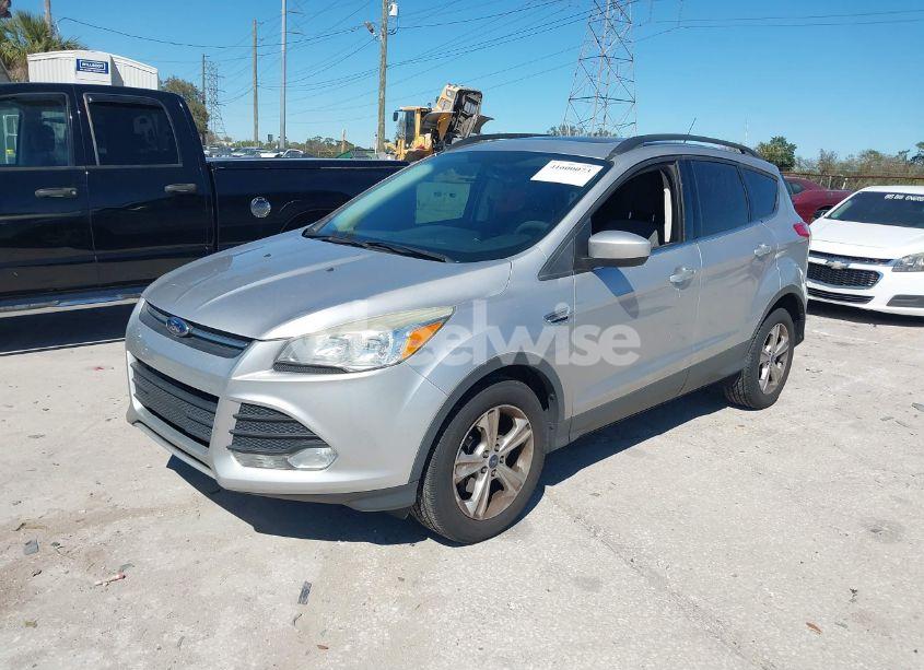 Photo 2 of 2015 Ford Escape SE (VIN 1FMCU0GX0FUA15650)