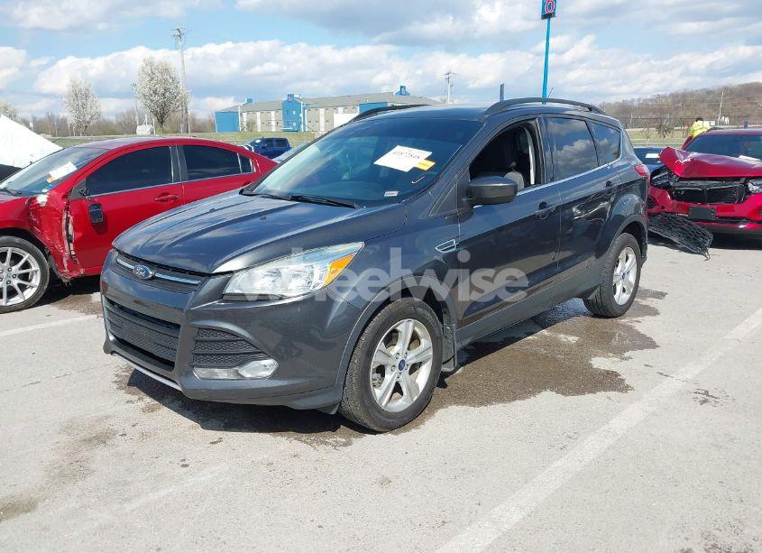 Photo 2 of 2015 Ford Escape SE (VIN 1FMCU0GX0FUA25160)