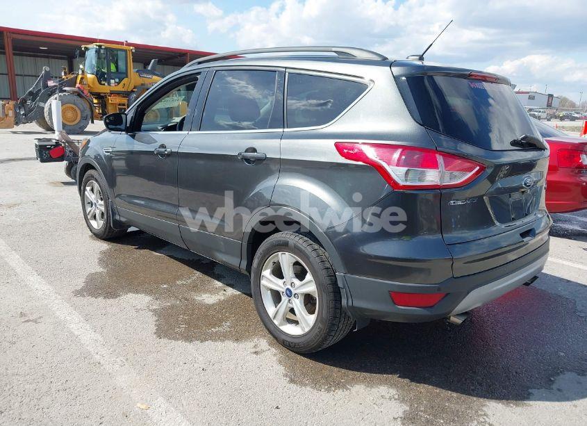 Photo 3 of 2015 Ford Escape SE (VIN 1FMCU0GX0FUA25160)