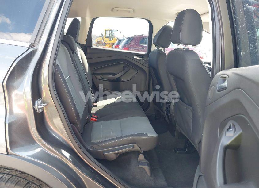 Photo 8 of 2015 Ford Escape SE (VIN 1FMCU0GX0FUA25160)