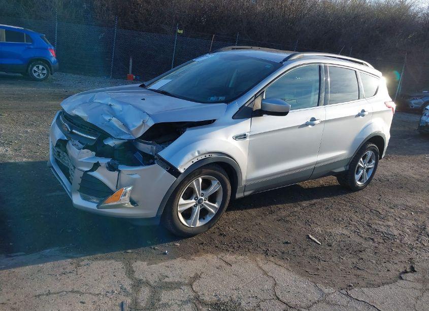 Photo 2 of 2015 Ford Escape SE (VIN 1FMCU0GX0FUA72804)