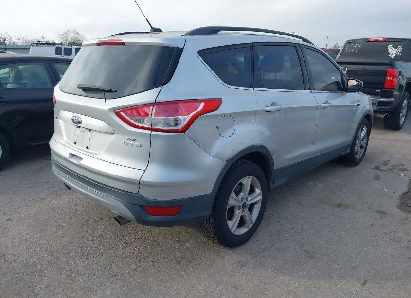 Photo 4 of 2015 Ford Escape SE (VIN 1FMCU0GX0FUB09639)