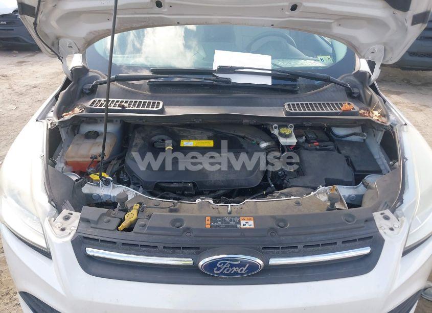 Photo 10 of 2015 Ford Escape SE (VIN 1FMCU0GX0FUB69310)