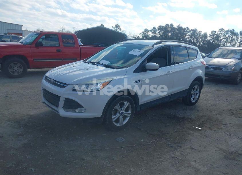 Photo 2 of 2015 Ford Escape SE (VIN 1FMCU0GX0FUB69310)