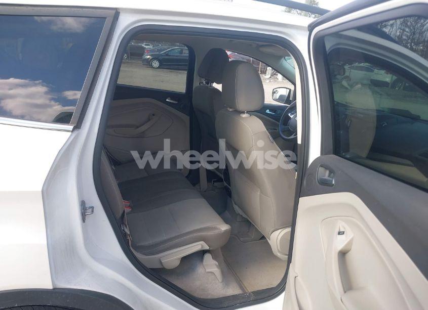 Photo 8 of 2015 Ford Escape SE (VIN 1FMCU0GX0FUB69310)