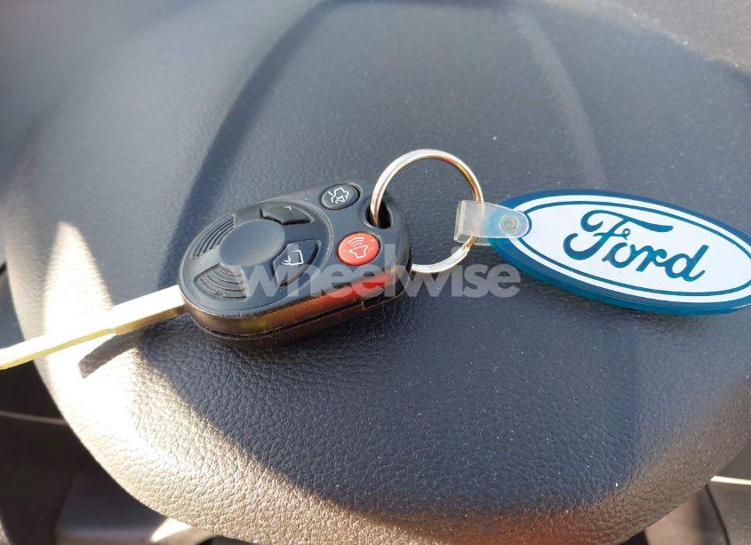 Photo 11 of 2016 Ford Escape SE (VIN 1FMCU0GX0GUA08070)