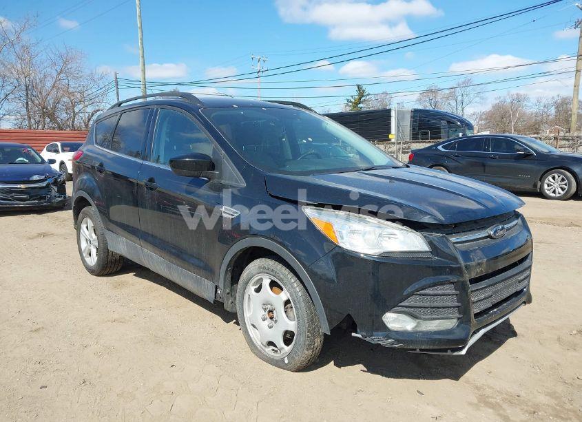 2016 Ford Escape SE (VIN 1FMCU0GX0GUA09011) main photo