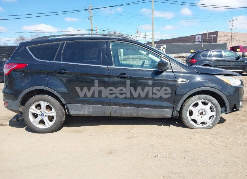 Photo 13 of 2016 Ford Escape SE (VIN 1FMCU0GX0GUA09011)