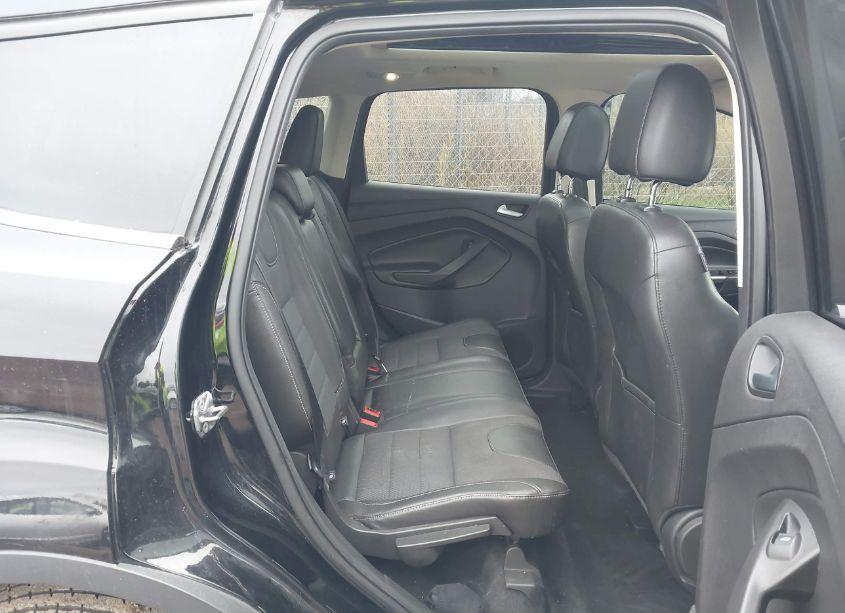 Photo 8 of 2016 Ford Escape SE (VIN 1FMCU0GX0GUA37620)