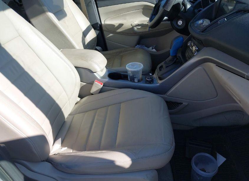 Photo 5 of 2016 Ford Escape SE (VIN 1FMCU0GX0GUB06421)