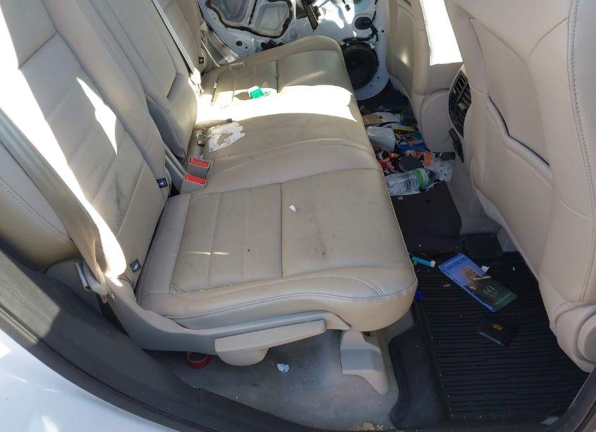 Photo 8 of 2016 Ford Escape SE (VIN 1FMCU0GX0GUB06421)