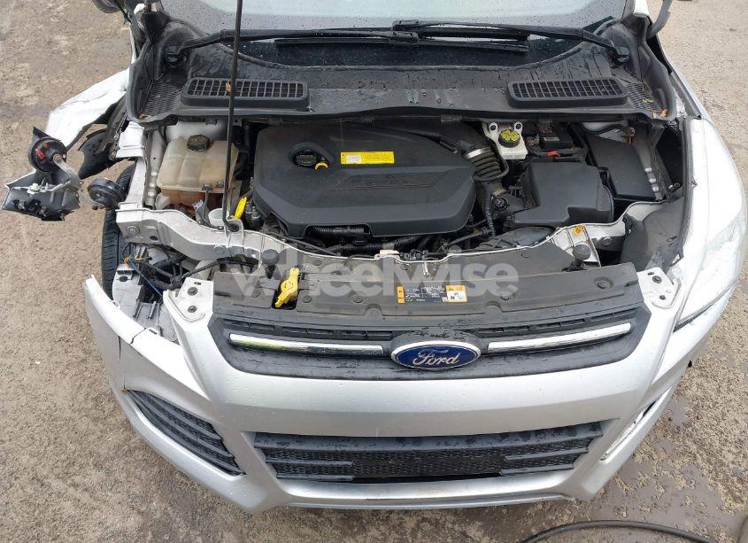 Photo 10 of 2016 Ford Escape SE (VIN 1FMCU0GX0GUB31769)