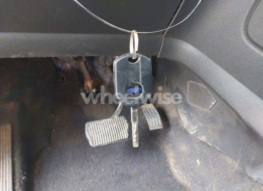 Photo 11 of 2016 Ford Escape SE (VIN 1FMCU0GX0GUB31769)