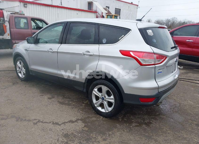 Photo 3 of 2016 Ford Escape SE (VIN 1FMCU0GX0GUB31769)