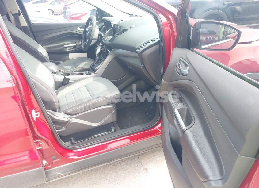 Photo 5 of 2016 Ford Escape SE (VIN 1FMCU0GX0GUC58103)