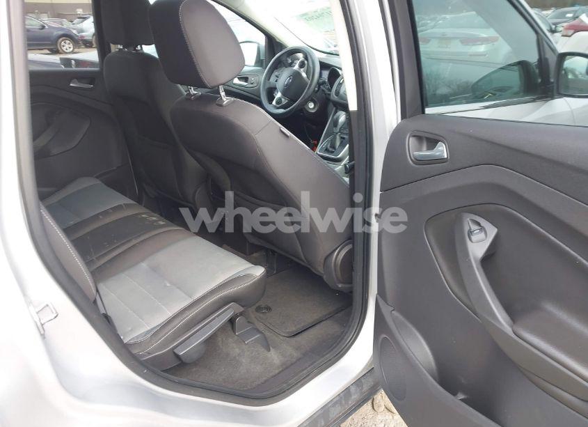 Photo 8 of 2013 Ford Escape SE (VIN 1FMCU0GX1DUB37611)