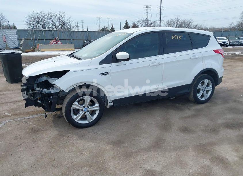 Photo 2 of 2013 Ford Escape SE (VIN 1FMCU0GX1DUB44333)