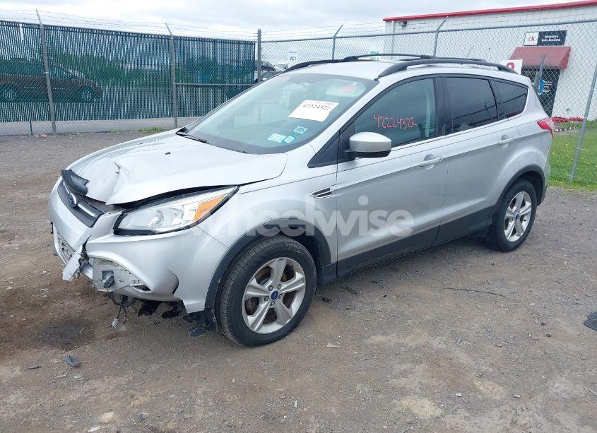 Photo 2 of 2013 Ford Escape SE (VIN 1FMCU0GX1DUB92835)