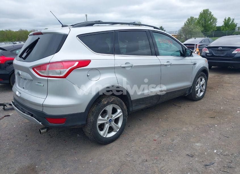 Photo 4 of 2013 Ford Escape SE (VIN 1FMCU0GX1DUB92835)