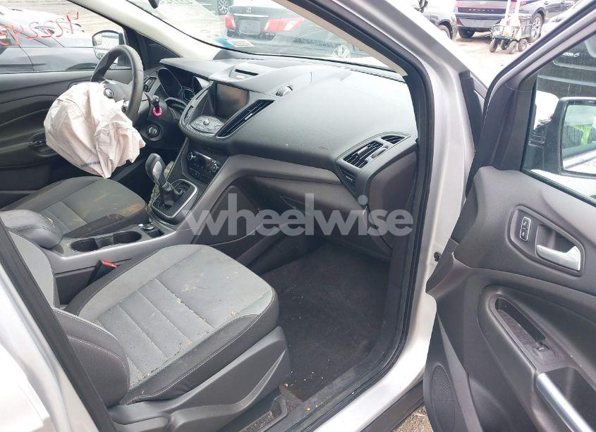 Photo 5 of 2013 Ford Escape SE (VIN 1FMCU0GX1DUB92835)