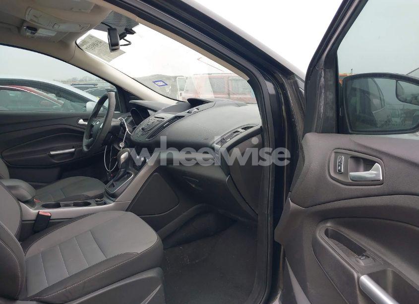 Photo 5 of 2013 Ford Escape SE (VIN 1FMCU0GX1DUC92966)