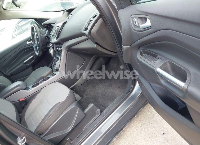 Photo 5 of 2014 Ford Escape SE (VIN 1FMCU0GX1EUA78285)