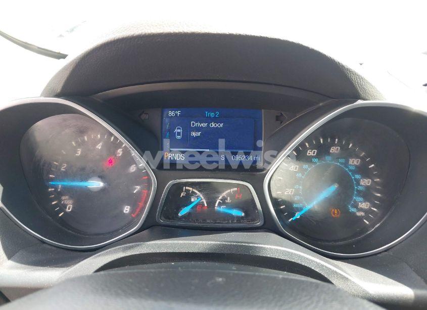 Photo 7 of 2014 Ford Escape SE (VIN 1FMCU0GX1EUA78285)