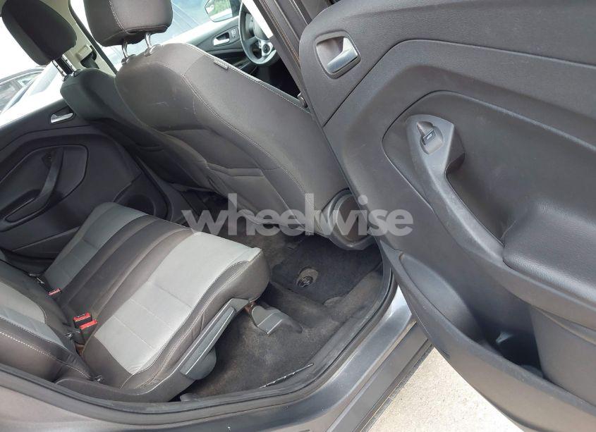 Photo 8 of 2014 Ford Escape SE (VIN 1FMCU0GX1EUA78285)