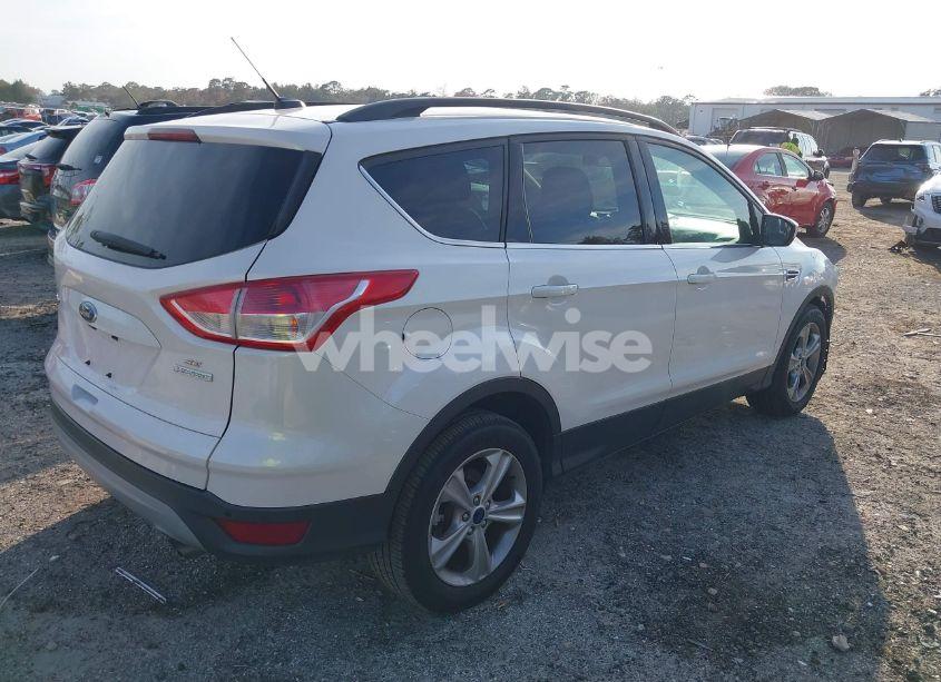 Photo 4 of 2014 Ford Escape SE (VIN 1FMCU0GX1EUB26206)