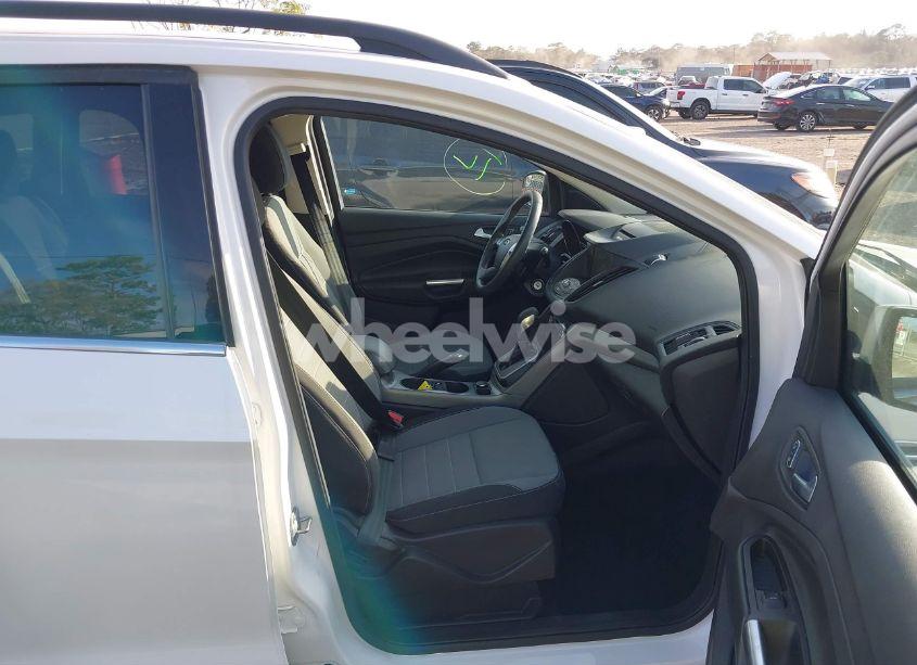 Photo 5 of 2014 Ford Escape SE (VIN 1FMCU0GX1EUB26206)
